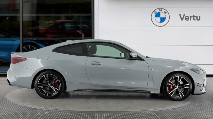 BMW 4 Series 420i M Sport 2dr Step Auto [Pro Pack] Petrol Coupe - Image 3